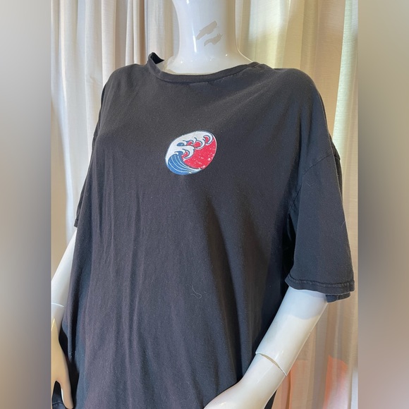 Relaxed Black T-Shirt - Picture 4 of 4